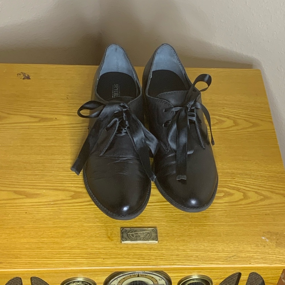 Seychelles Lace up Flats